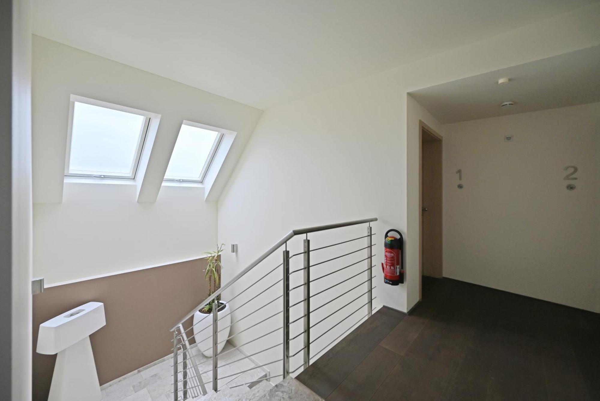 Modernes & Gepflegtes Hotelzimmer Mit Kueche! Bernstadt  Exterior photo